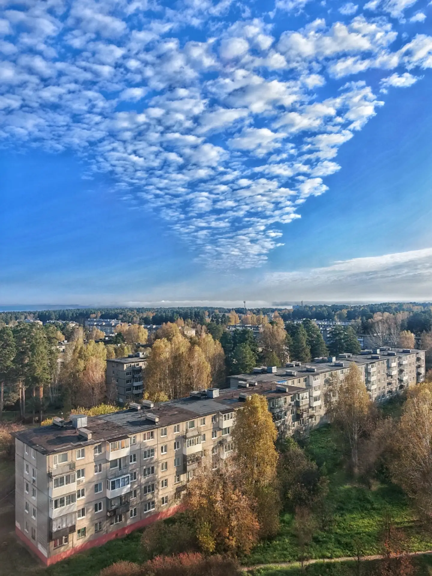 Салют из облаков над Снежинском.
