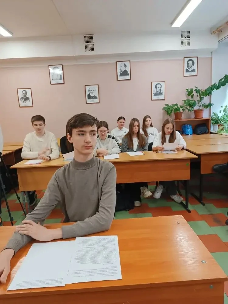 Доброе утро, друзья!  😊А мы продолжаем делиться событиями недели русского языка и литературы!  🧑🏻‍⚖️