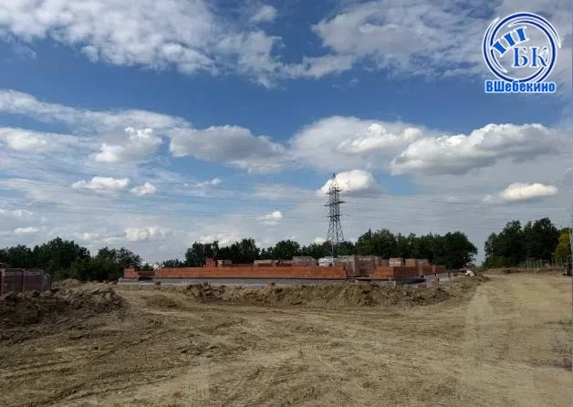В микрорайоне Новый жители столкнулись с масштабной застройкой в лесной зоне на улице Г...