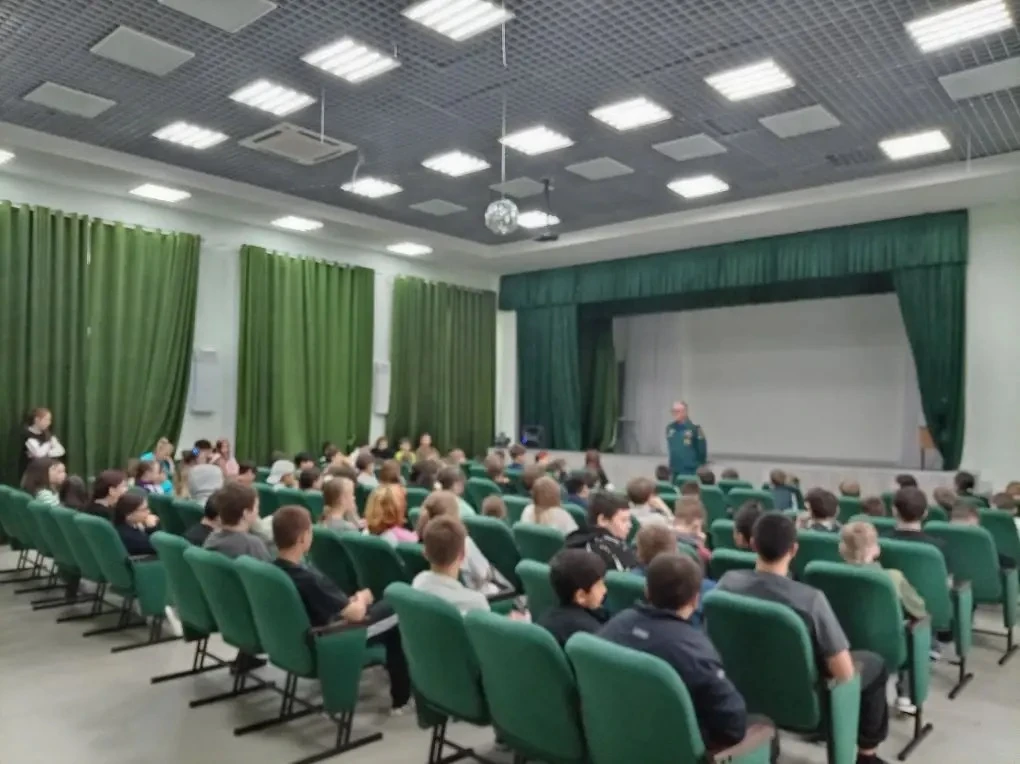 🌊 Безопасное лето начинается с правил!

Сегодня в преддверии купального сезона у нас прошла важная 