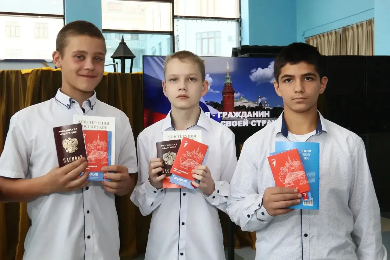 В День воссоединения Донецкой и Луганской Народных Республик, Запорожской и Херсонской ...