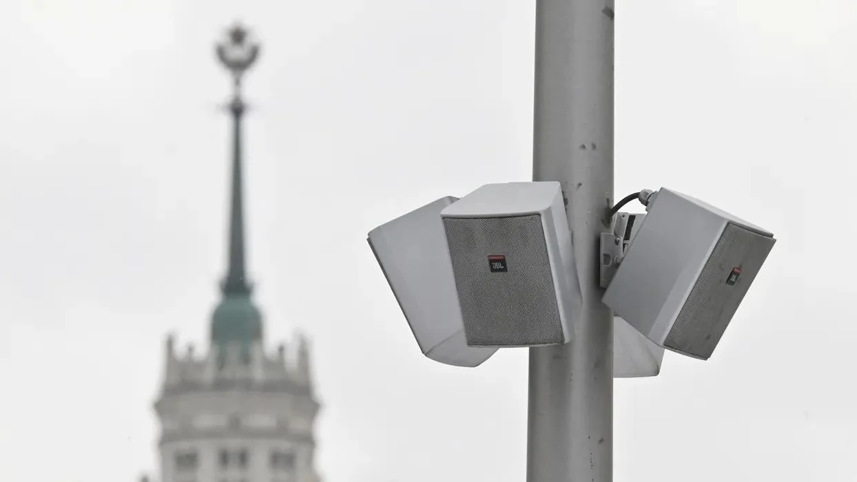 В Москве завыла сирена — а вы не знаете, учебная она или нет  Такое бывает 1–2 раза в год: включаютс