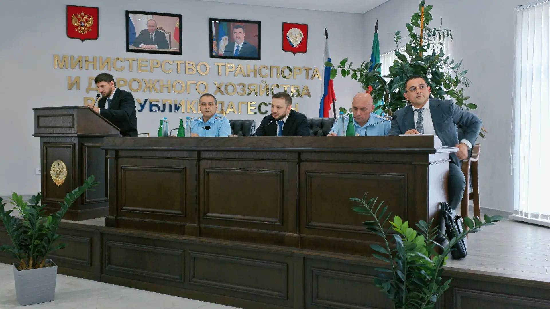 В Минтрансе Дагестана состоялась пресс-конференция, посвященная работе дорожных камер п...