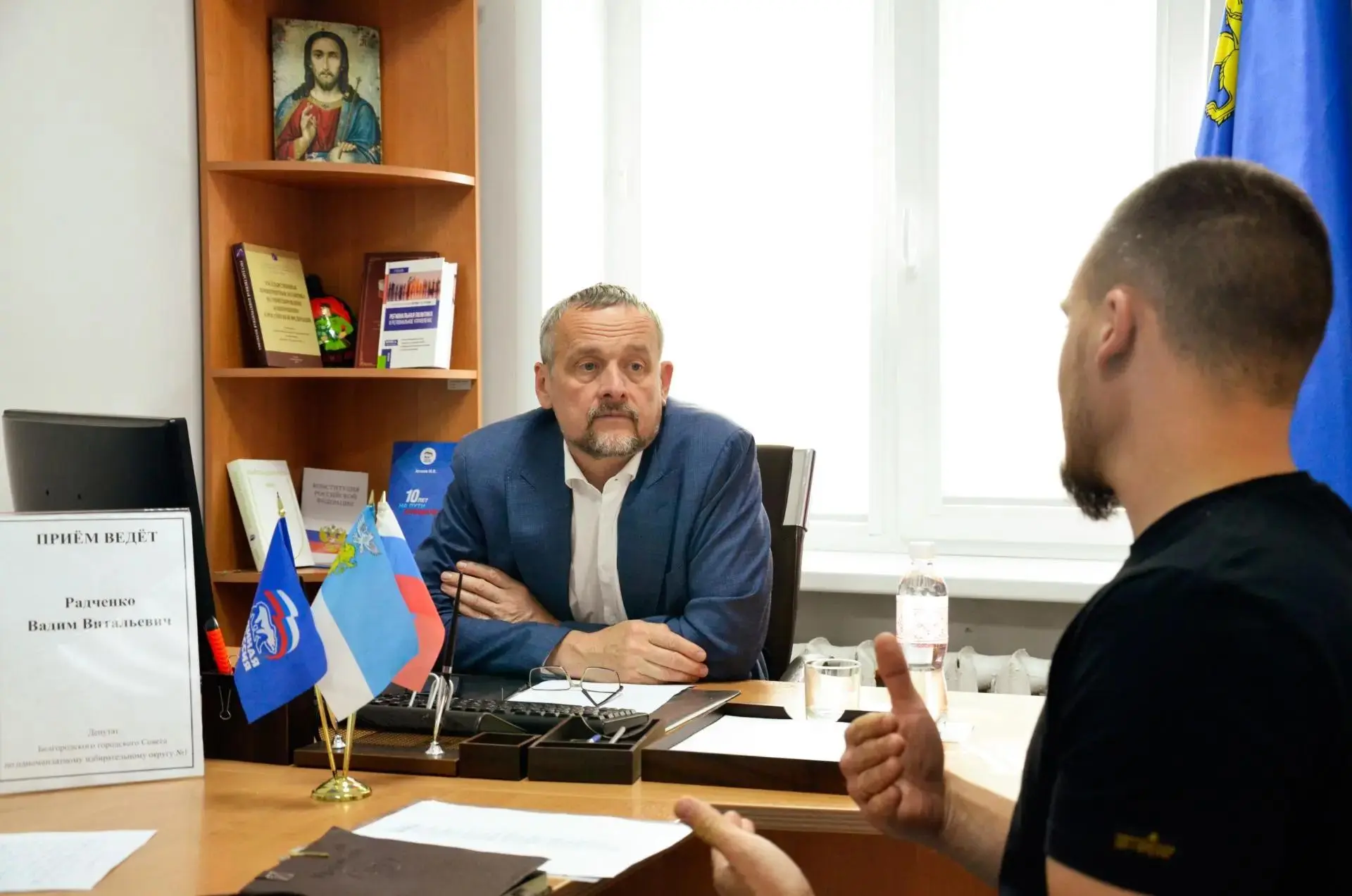 Провел личный прием граждан

Основные темы обращений традиционно касались насущных городских проблем