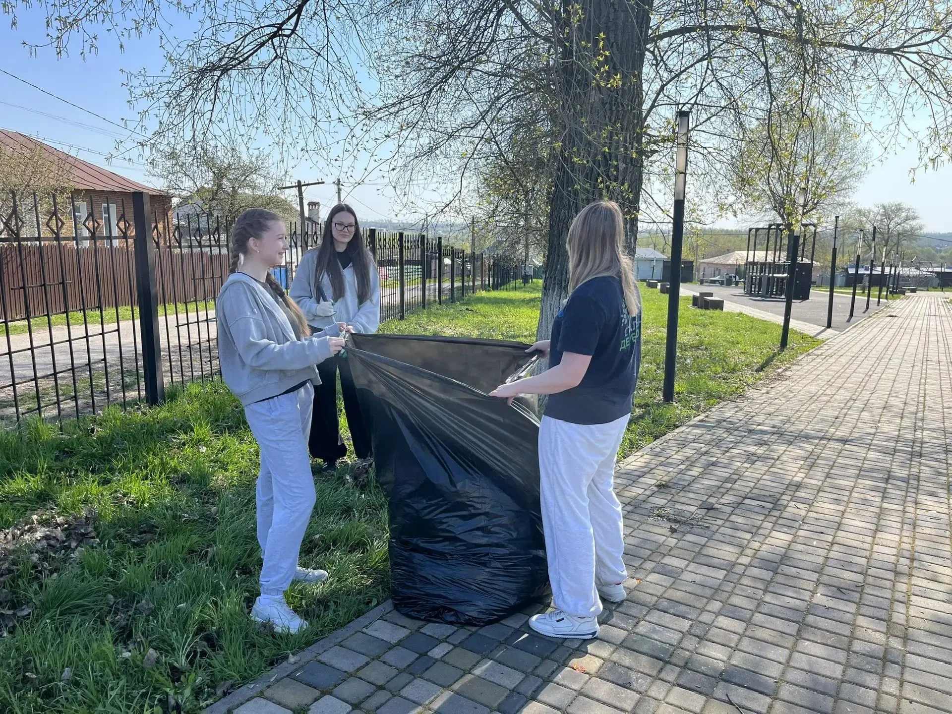 📍 Сегодня 10 «А» класс вместе с классным руководителем Полиной Васильевной Требунских провёл важное 