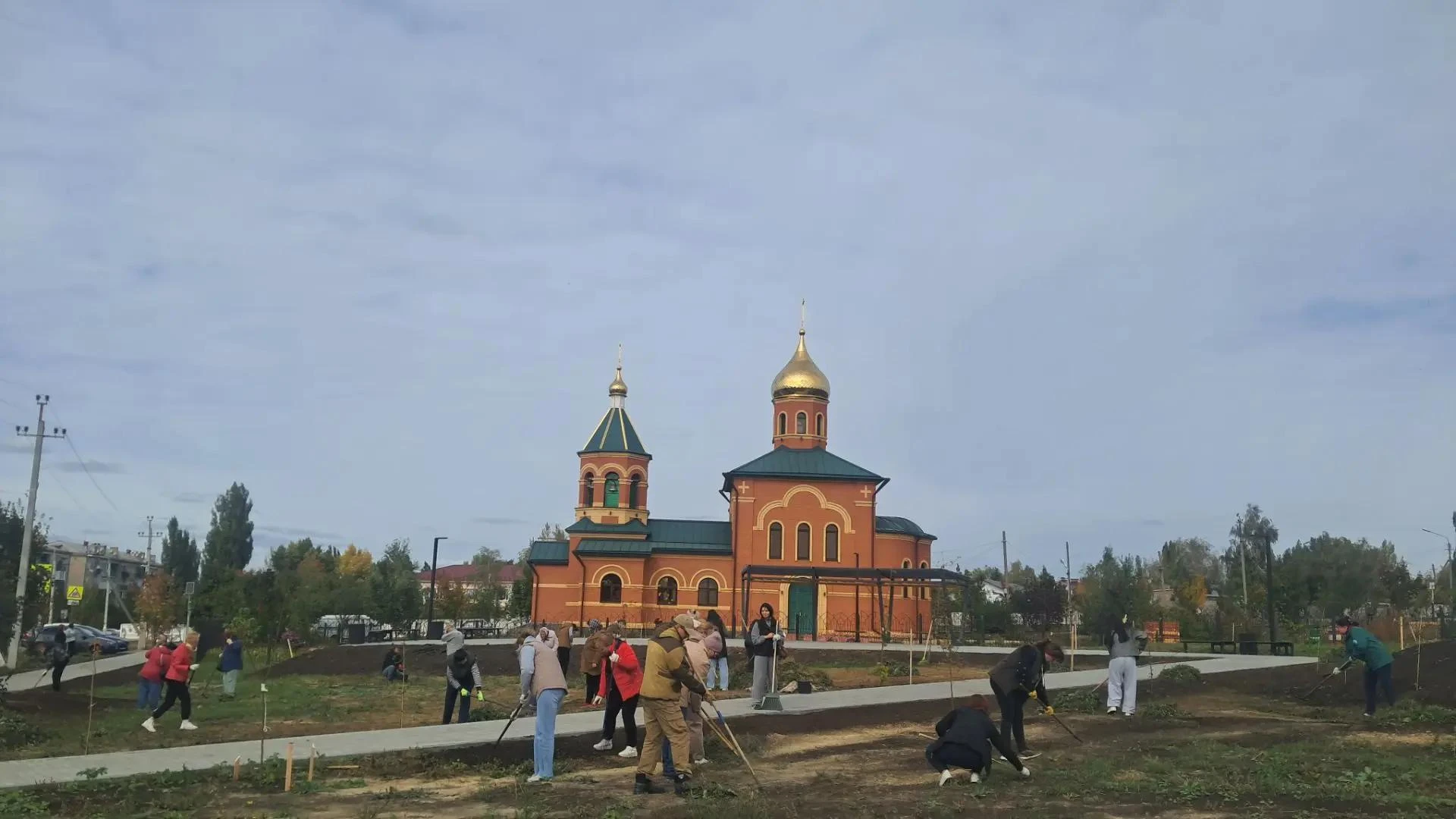 ЧИСТЫЙ ПОСЕЛОК!