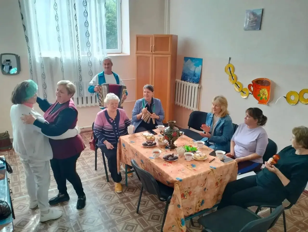 ✨Тепло сердец в кругу друзей                                                           ...