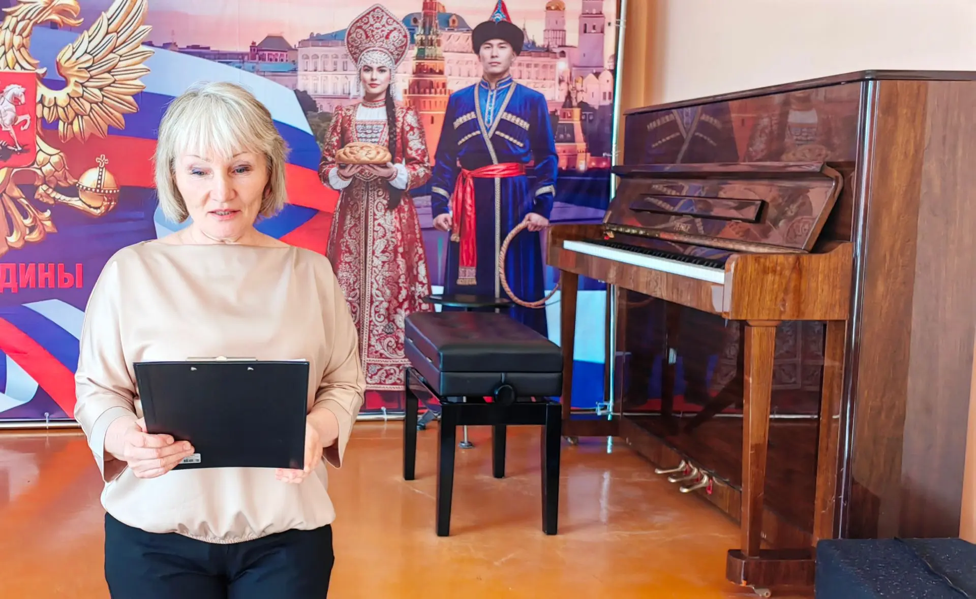 🎹 13 мая 2026 года, в день, когда воздух был наполнен ароматом цветущей сирени, а в за...