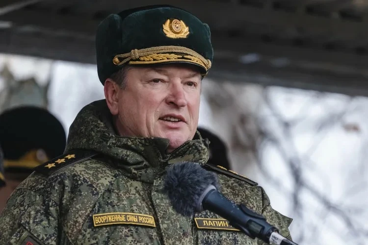 🇷🇺 Герой России Александр Лапин может сменить Картаполова на посту главы комитета Госдумы по обороне