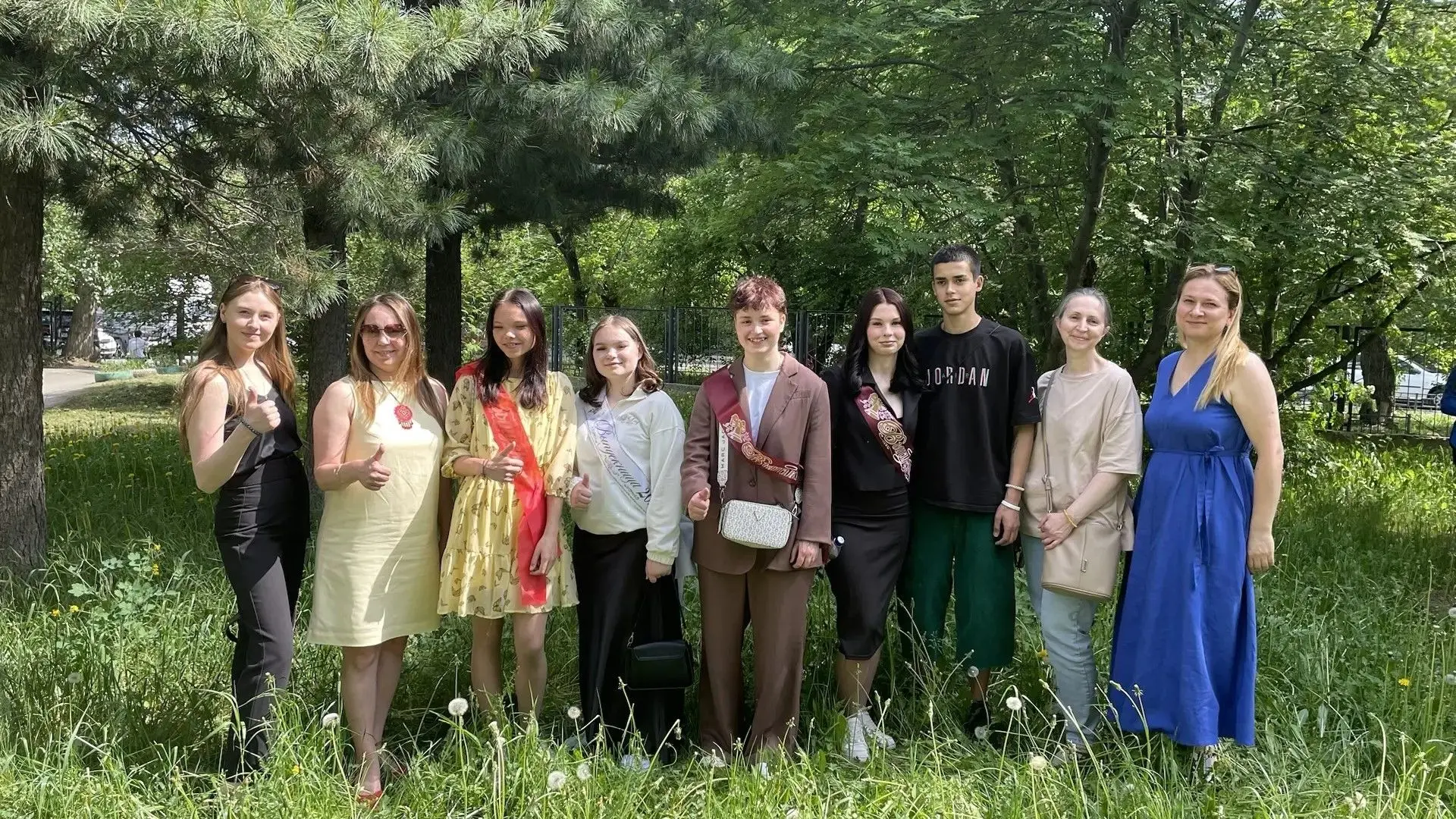 🔔 Последний звонок для выпускников 9 классов центра «Каравелла» 🎓