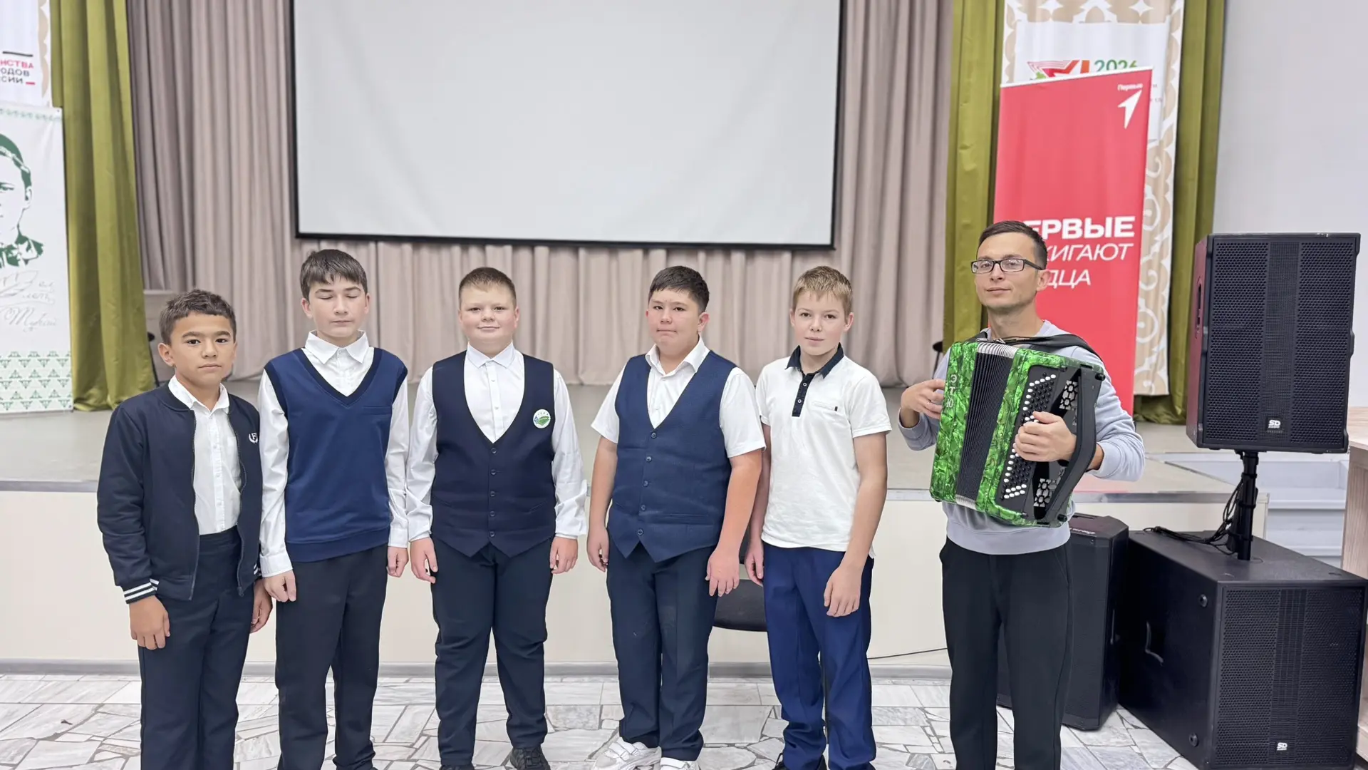 🎶 Сегодня в гимназии прошёл День музыки! Провели его вместе — учителя, советник и учен...