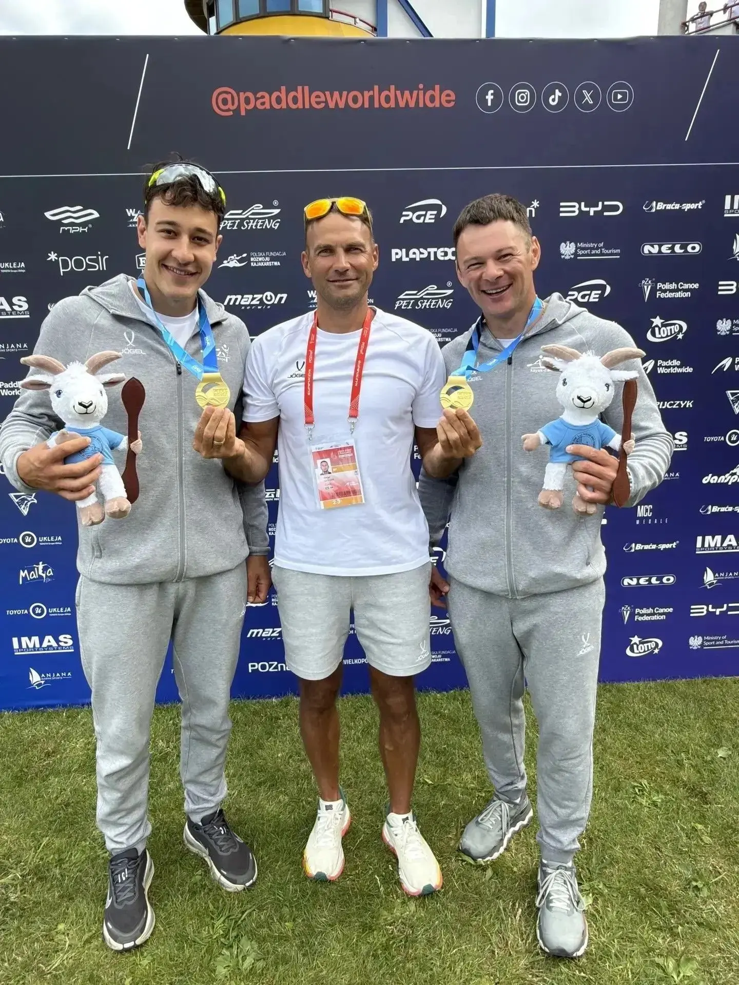 🥇 Ещё одна медаль чемпионата мира у Захара Петрова