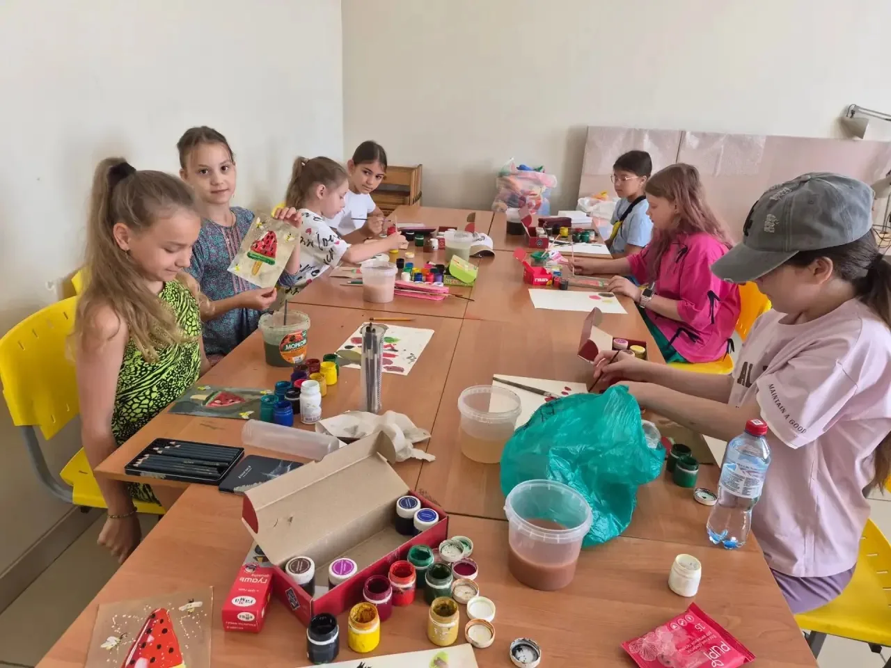 Мастер-класс по рисунку гуашью на тему: "Летнее мороженое настроение".