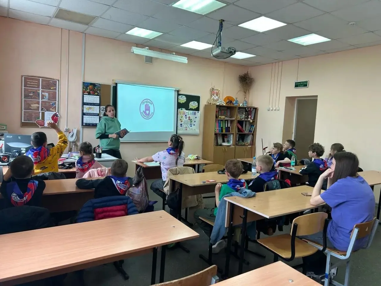 🦅 В рамках трека «Орлёнок-Доброволец» ребята из 1 отряда приняли участие в мероприятии...