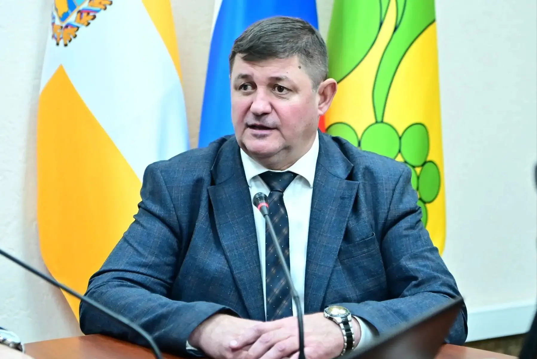 Дороги, благоустройство, общественный транспорт, вакцинация и вопросы ЖКХ стали темами ...