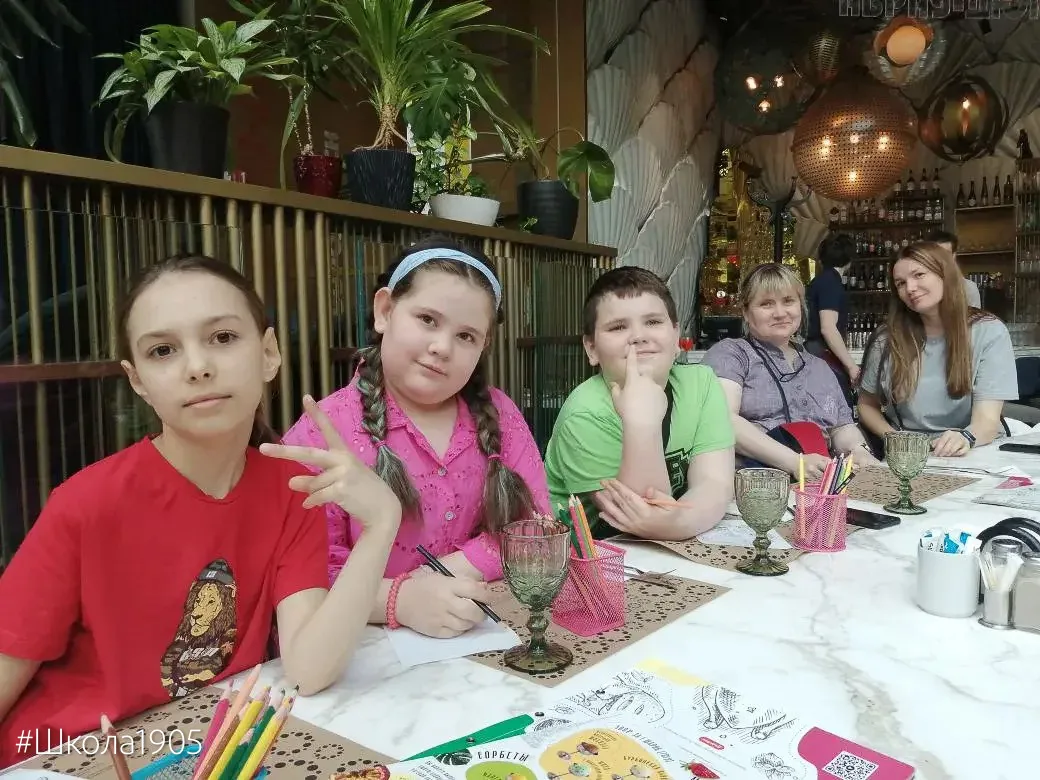 ✈️ Полёт над Москвой  Хотите насладиться красотой весенней Москвы — обязательно побывайте в «Зарядье