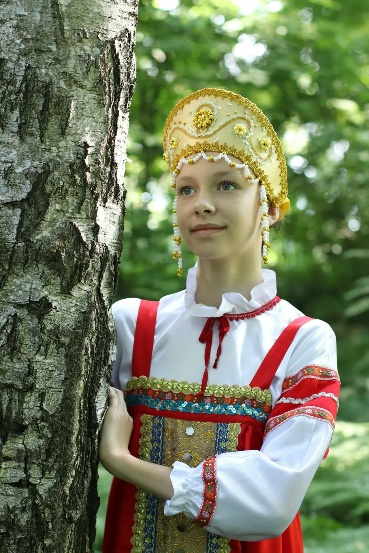 "Рыбе — вода, птице — воздух, зверю — лес, степь, горы. А человеку нужна родина. И охранять природу 
