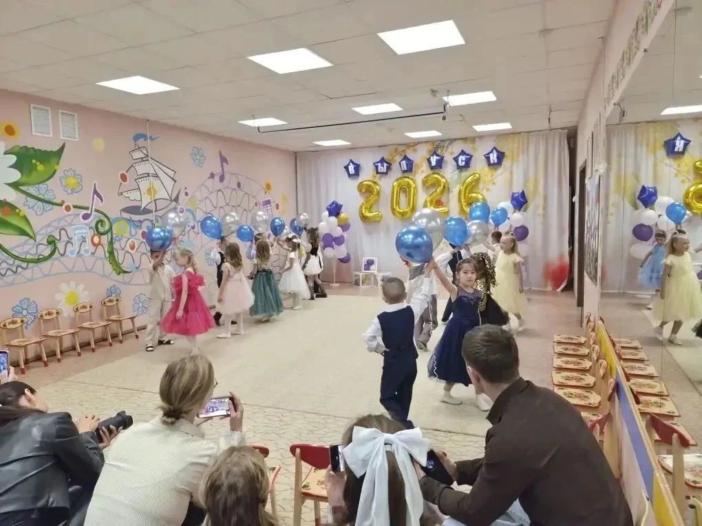 И вот пролетела неделя выпускных 2026 в нашем детском саду. 🎓✨