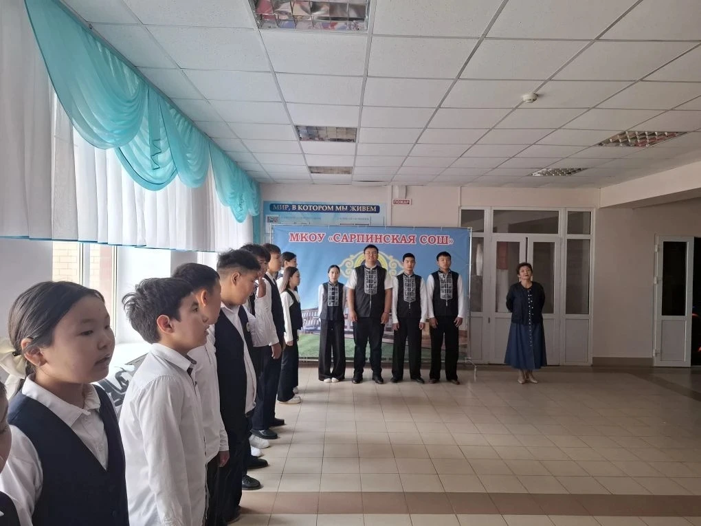 🇷🇺18 мая, в нашей школе в рамках цикла «День Республики Калмыкия со «Знанием» прошло ...