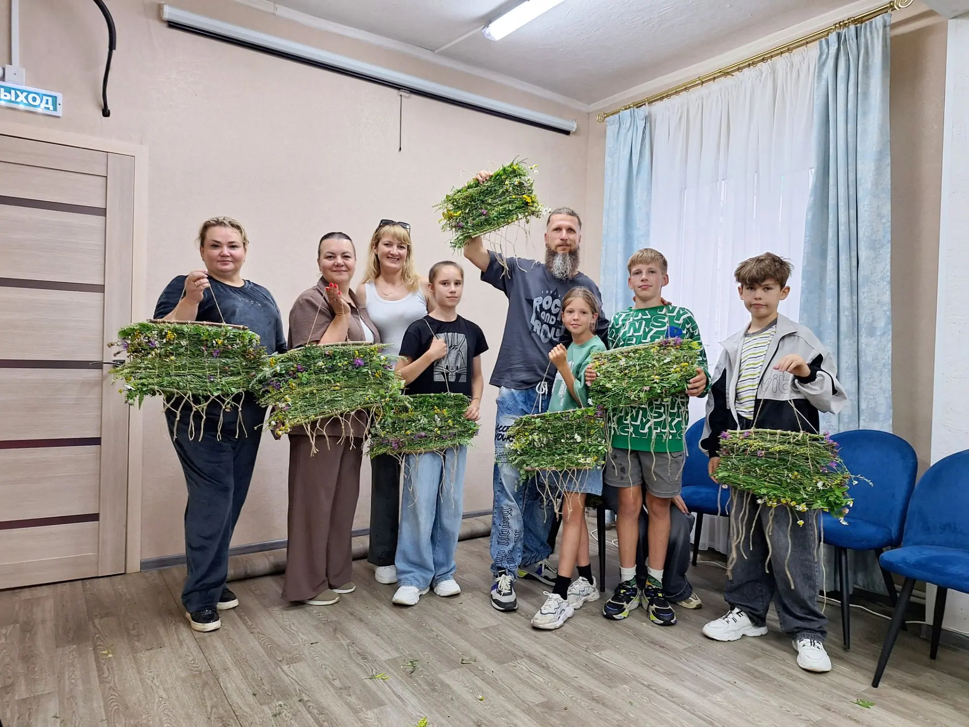 Чудесный летний день! Нам было тепло и весело! А главное, какой аромат стоял в нашей мастерской!!!🌿