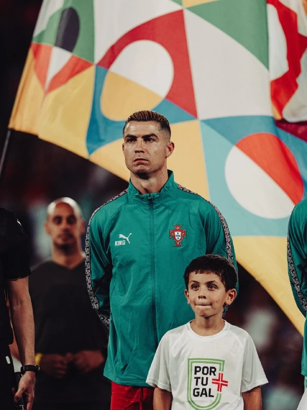 Луиш Агилар из A BOLA выступил с резонансной колонкой об уходе Криштиану Роналду из сбо...