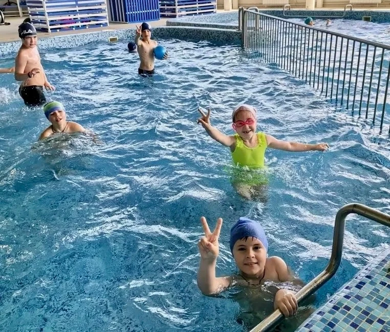 ПРОСТОКАНИКУЛОВО | ДЕНЬ 11

☀️ Утро в лагере снова началось с бодрой зарядки, которая зарядила всех 