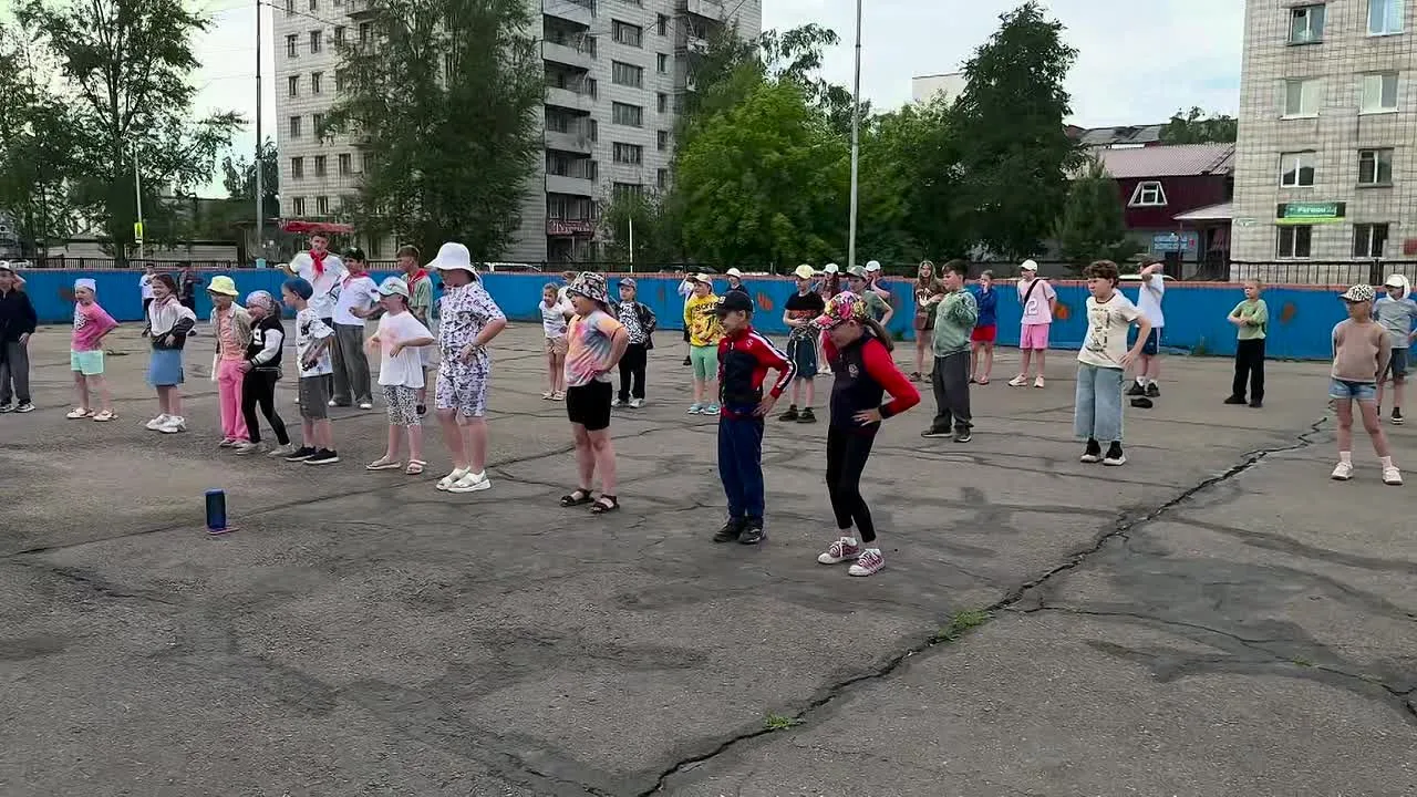 🦅 Дневник лагеря «Содружество Орлят России». День 12: Миссия дня «Благо твори!»

Дождливая погода з
