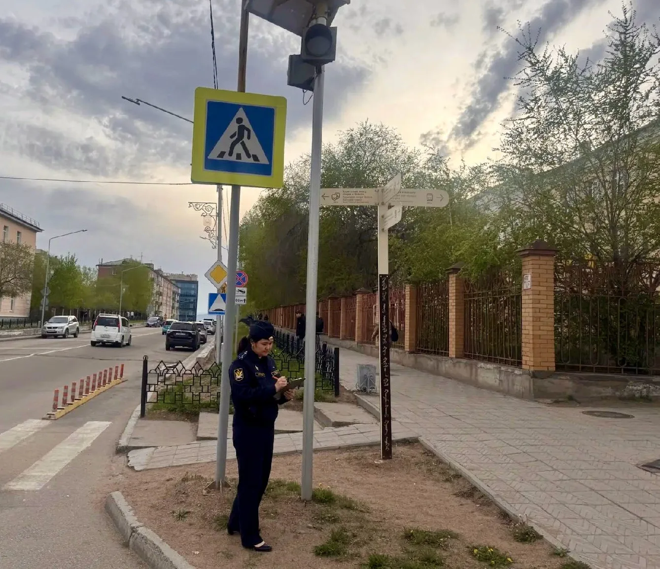 🛣️ В Бурятии судебные приставы обеспечили обустройство безопасных дорог у школ  Совсем скоро здания 