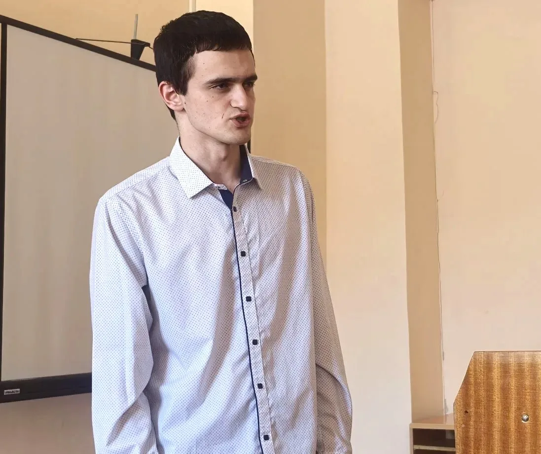 В ОрГМУ традиционно отметили Всемирный день поэзии   23 марта в читальном зале библиотеки состоялся 