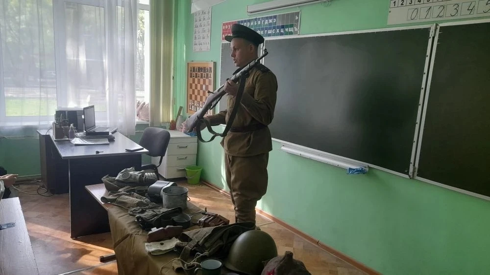 "Эхо войны": сегодня преподаватель истории Вологодского колледжа технологии и дизайна, член Вологодс
