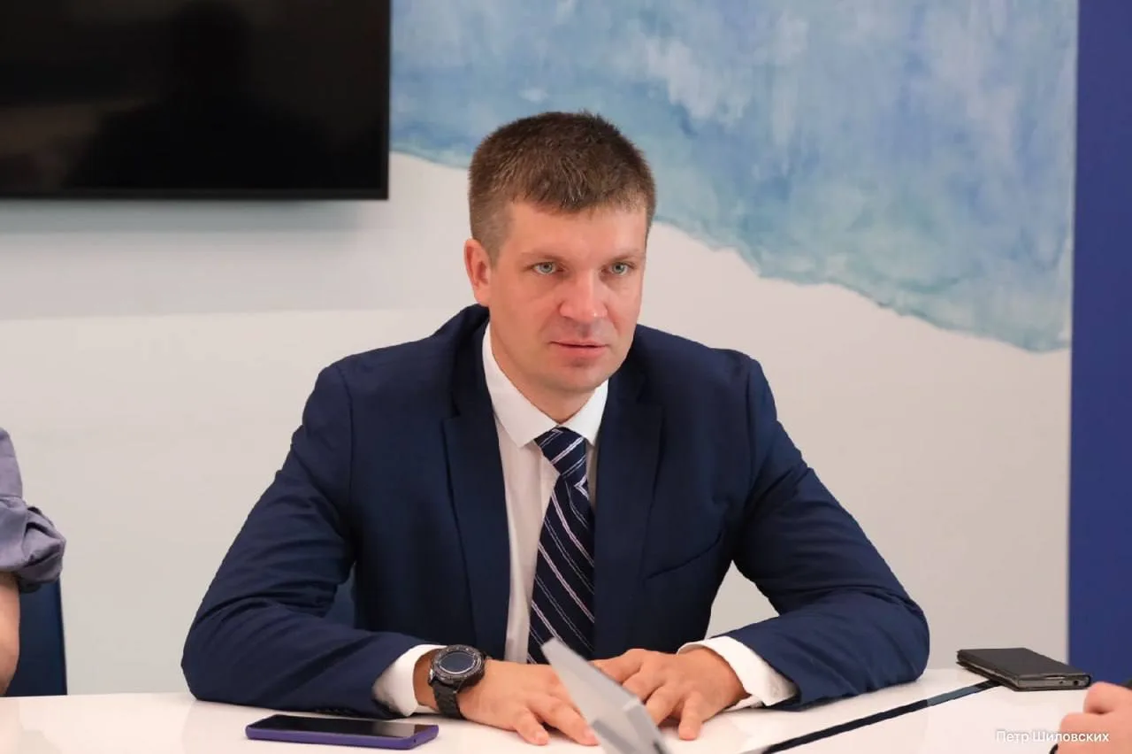 Министр информационного развития и связи Пермского края Пётр Шиловских покидает свой по...
