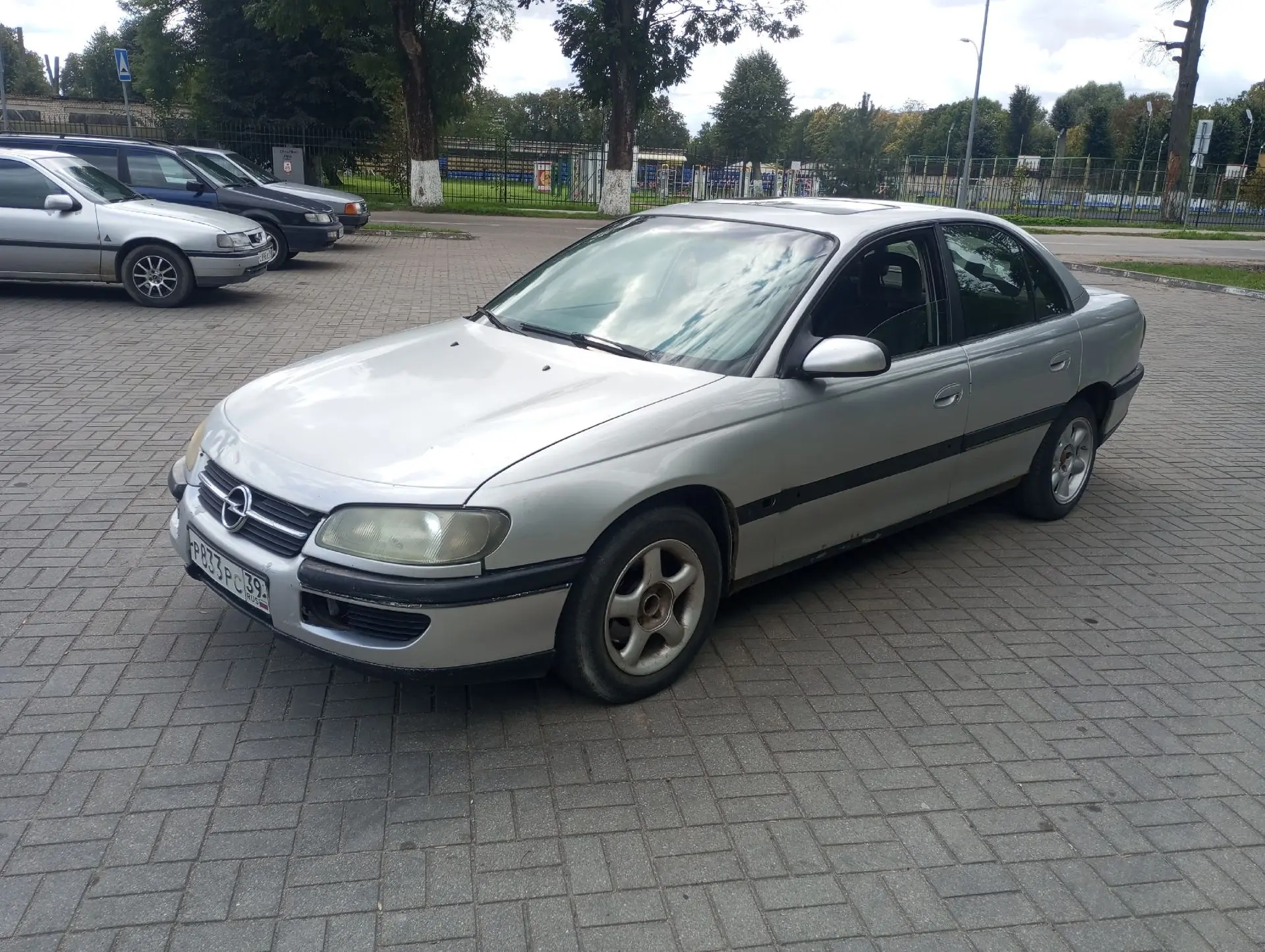 Opel Omega. 2.0 бензин. 1996г.