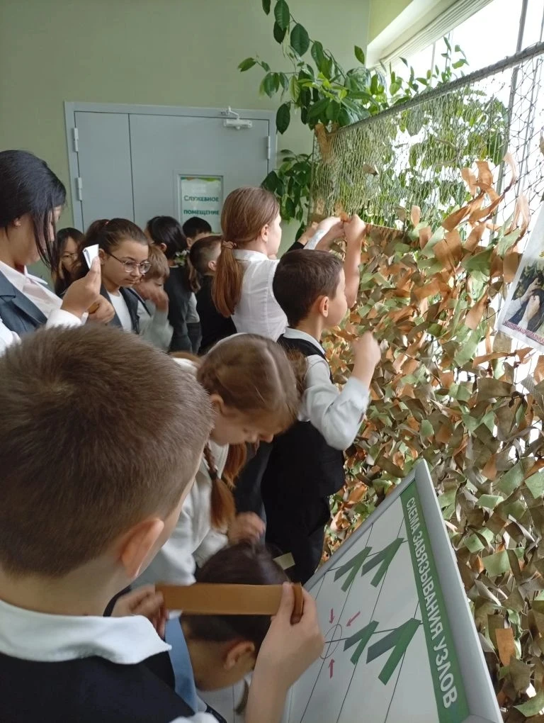 🎖️Память, гордость и добрые дела! 🙌  📚 В преддверии Дня Победы ученики 4 «С» класса посетили Сахалин