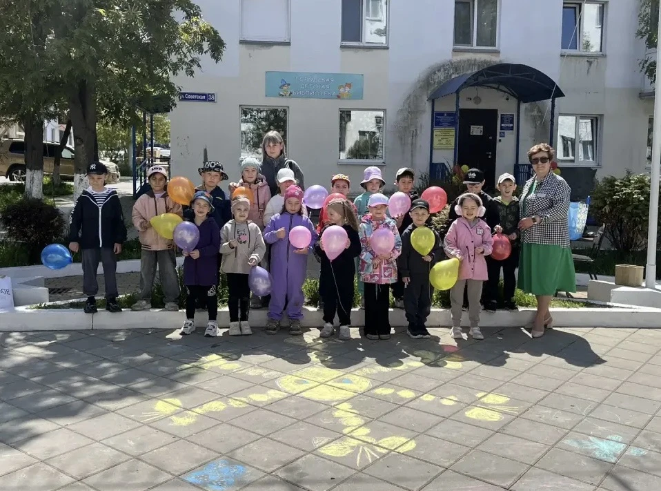 Подготовительная группа посетила сегодня детскую библиотеку, где для детей было подготовлено интерес