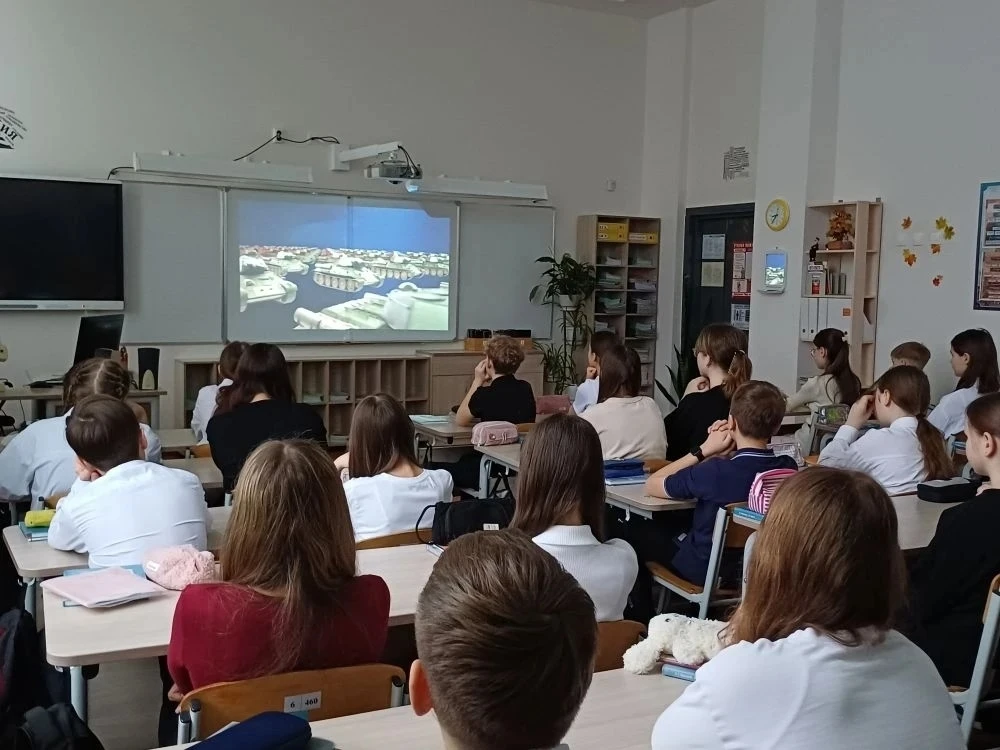 🇷🇺Разговоры о важном: помним гордость Урала!  ❗ 16 февраля региональный компонент урока напомнил наш