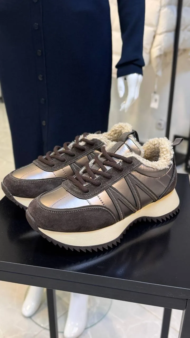 Кроссовки 6.990₽ (6.291₽)
