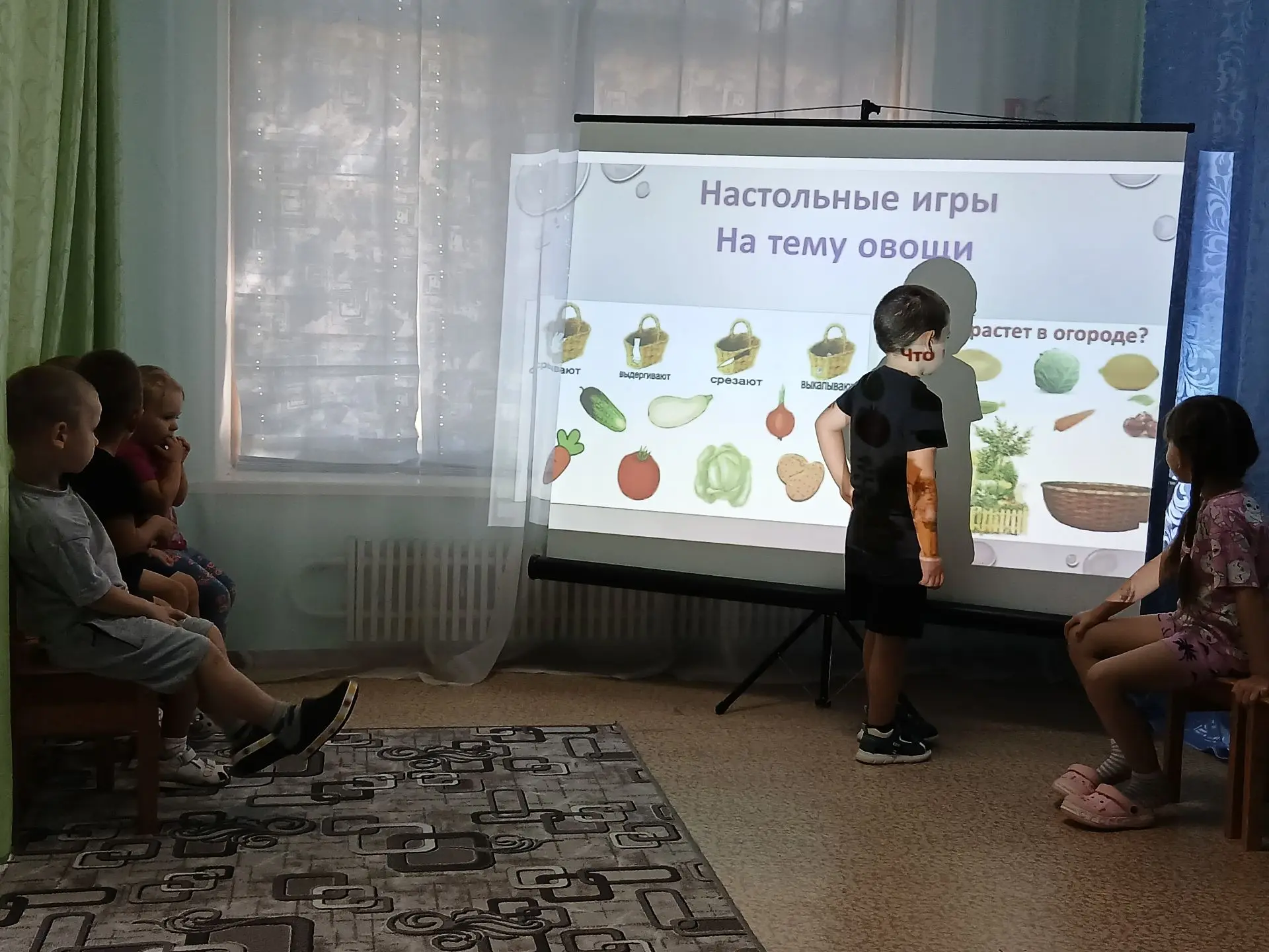 18 августа в нашем детском саду в группе «Капельки» прошел вкусный и полезный тематичес...