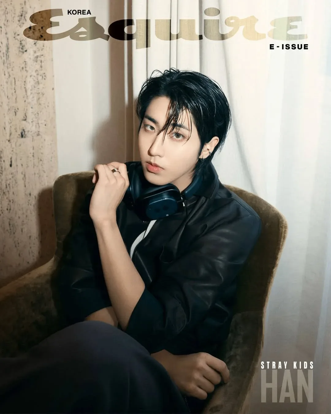Джисон появится на обложке цифрового июньского выпуска журнала Esquire Korea🤩

❤️ - поздравляем!!

