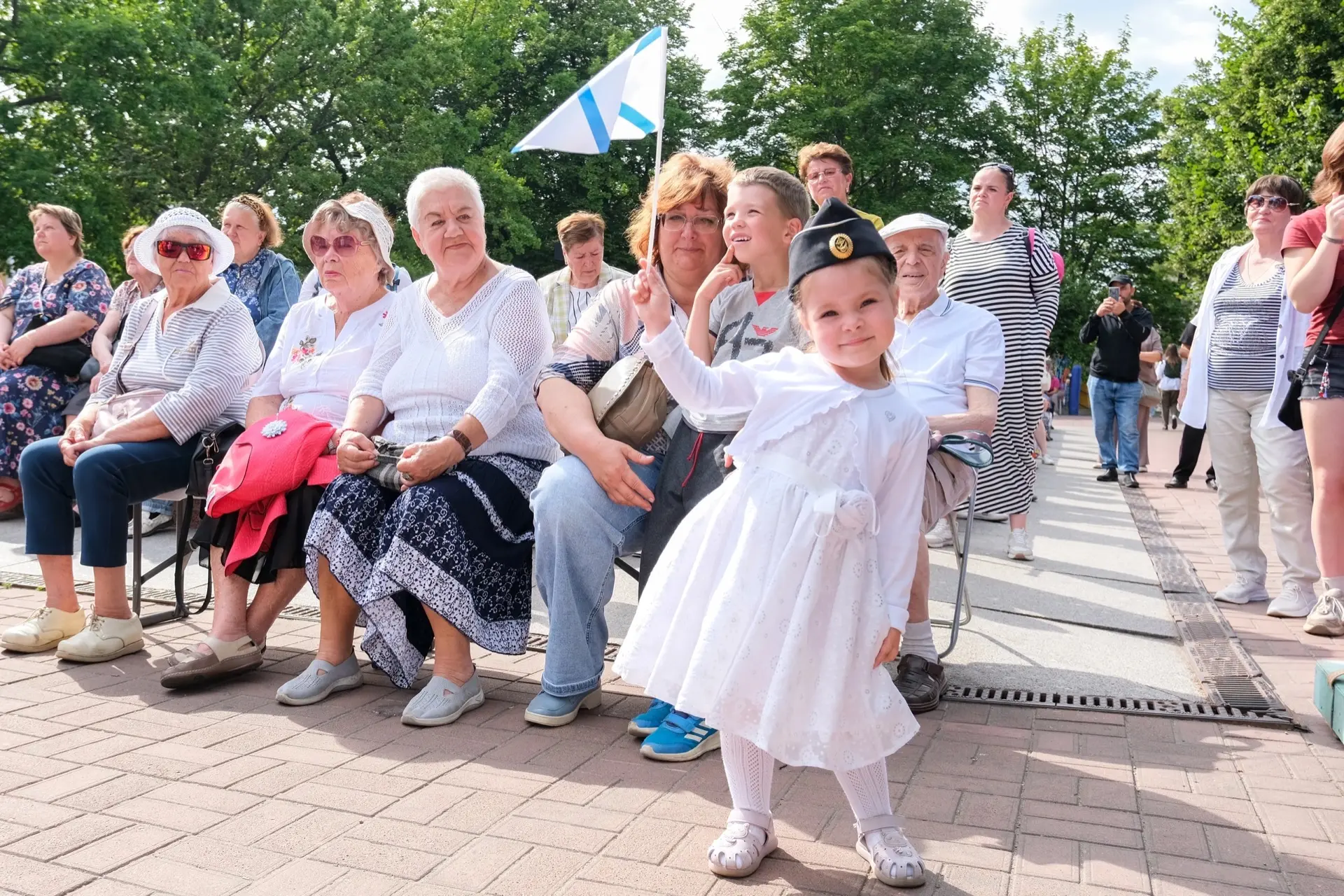 В Андреевском саду прошла концертная программа «Флоту России – слава!», посвящённая Дню Военно-морск