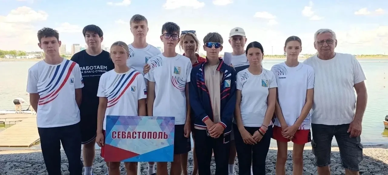 🛶Наши спортсмены поднялись на третью ступень пьедестала на первенстве ЮФО по гребле на байдарках и 
