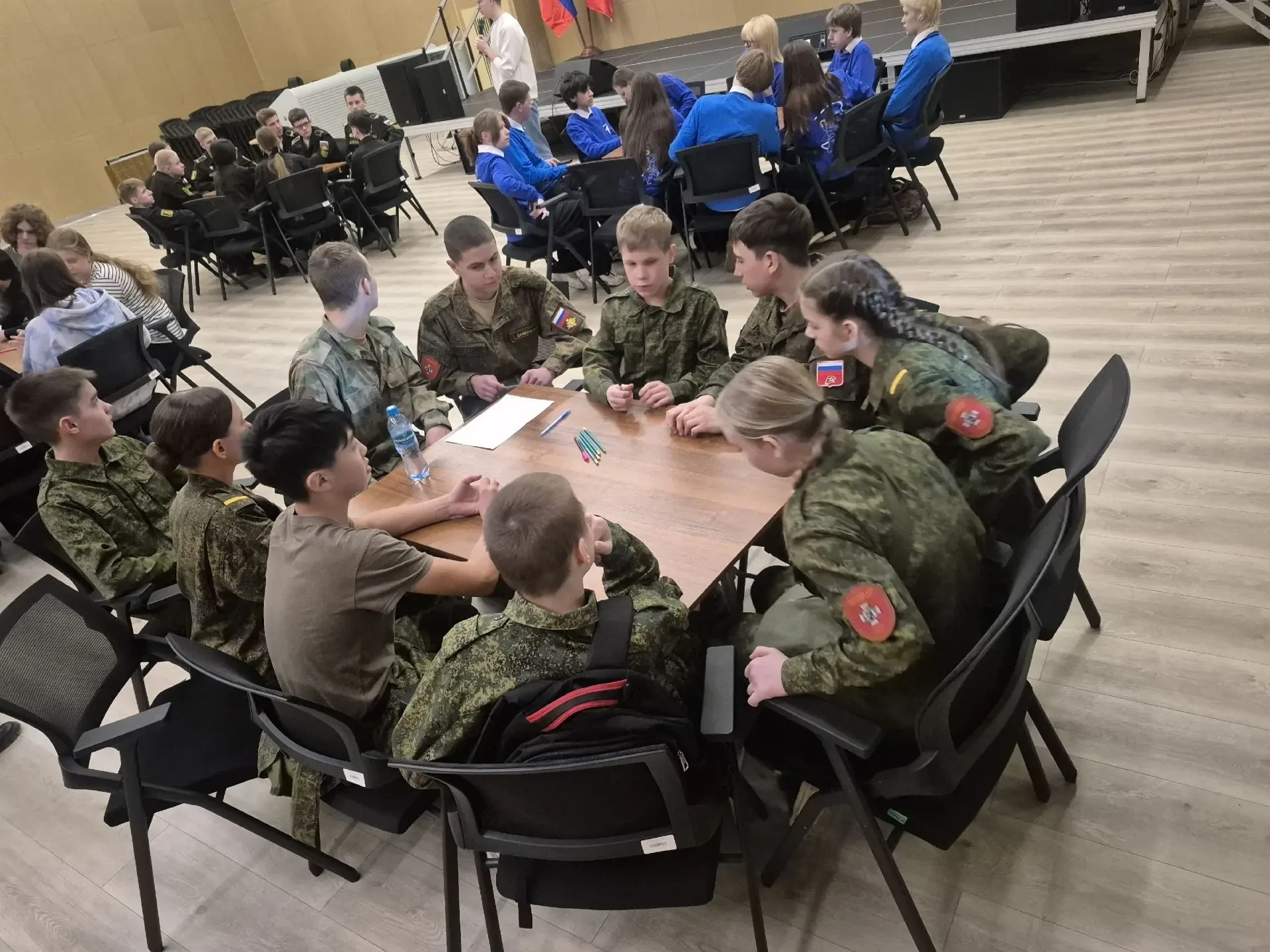 🎖️ Кадетские будни  Накануне кадеты классов 5.7, 5.8, 6.7, 6.8, 7.7, 7.8, 8.1, 8.2, 9.2 приняли учас