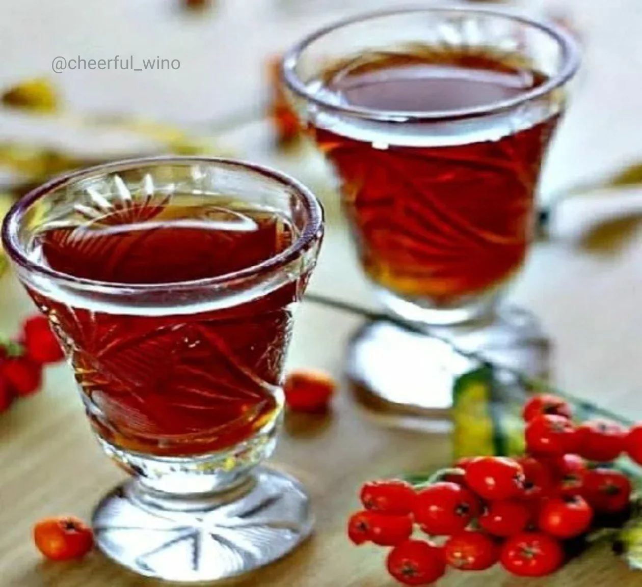 Настойка на рябине.