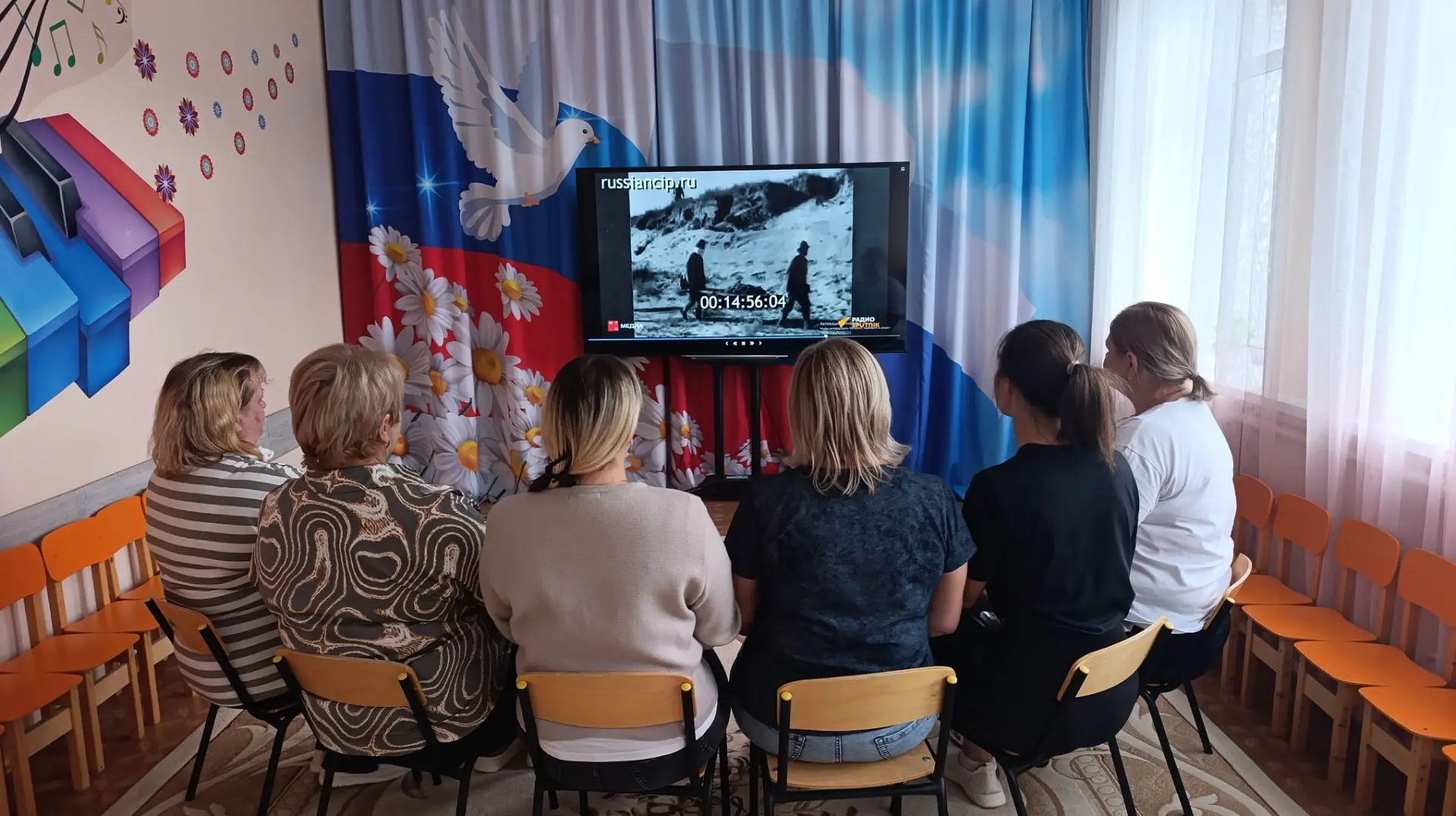 Вчера в стенах детского сада «Ромашка» состоялся кинопоказ фильмов, посвященных теме По...