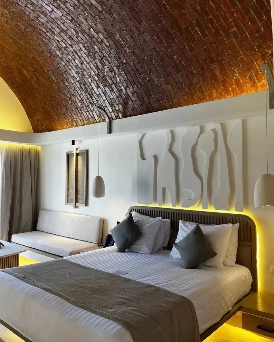 Эстетичный отель в Египте, о котором мало кто знает! 🇪🇬

📍Sunrise Anjum Resort 5*

Здесь потрясаю