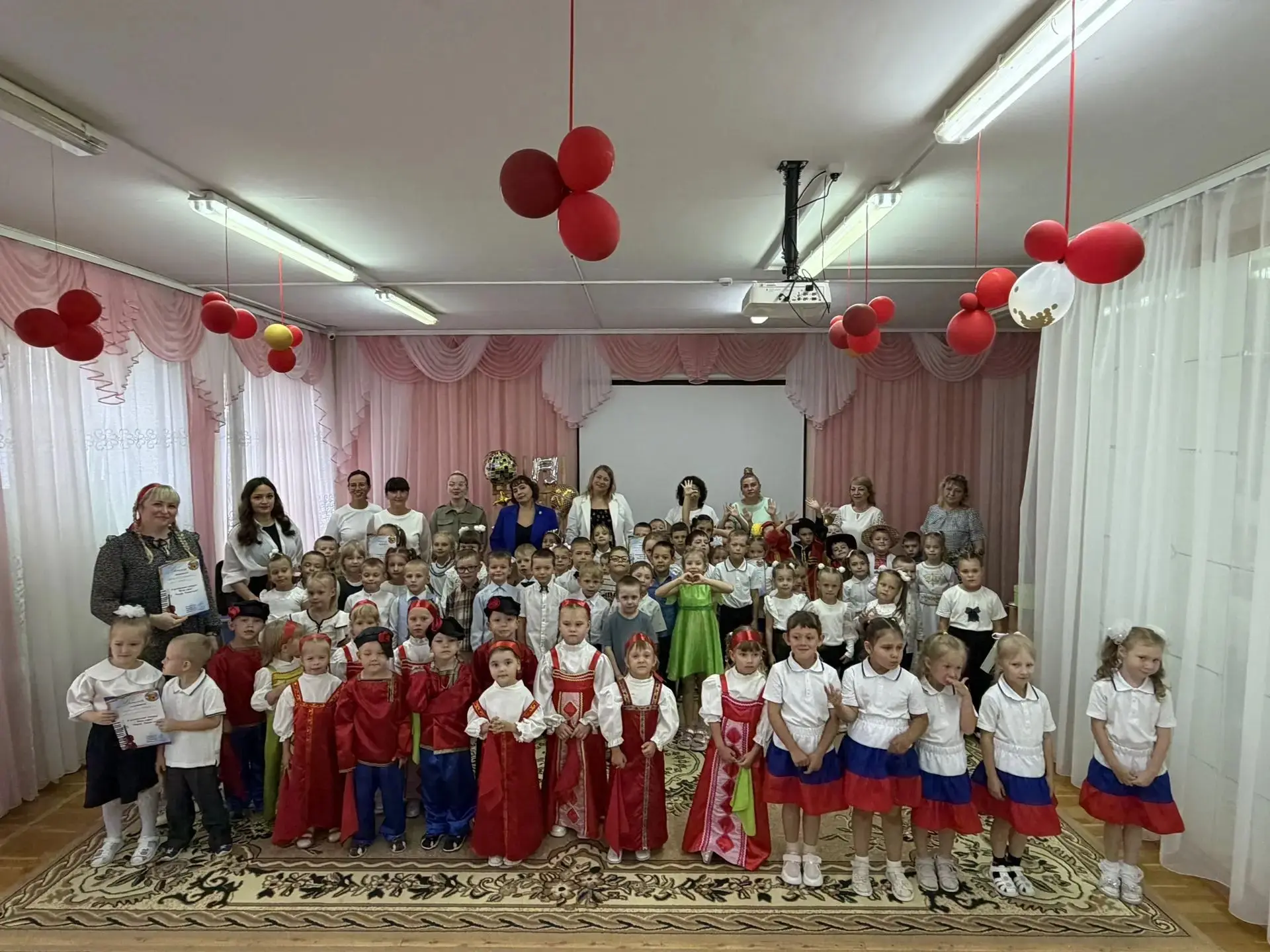 Музыка, объединяющая сердца: в «Лучике» прошла Битва хоров! 🎤