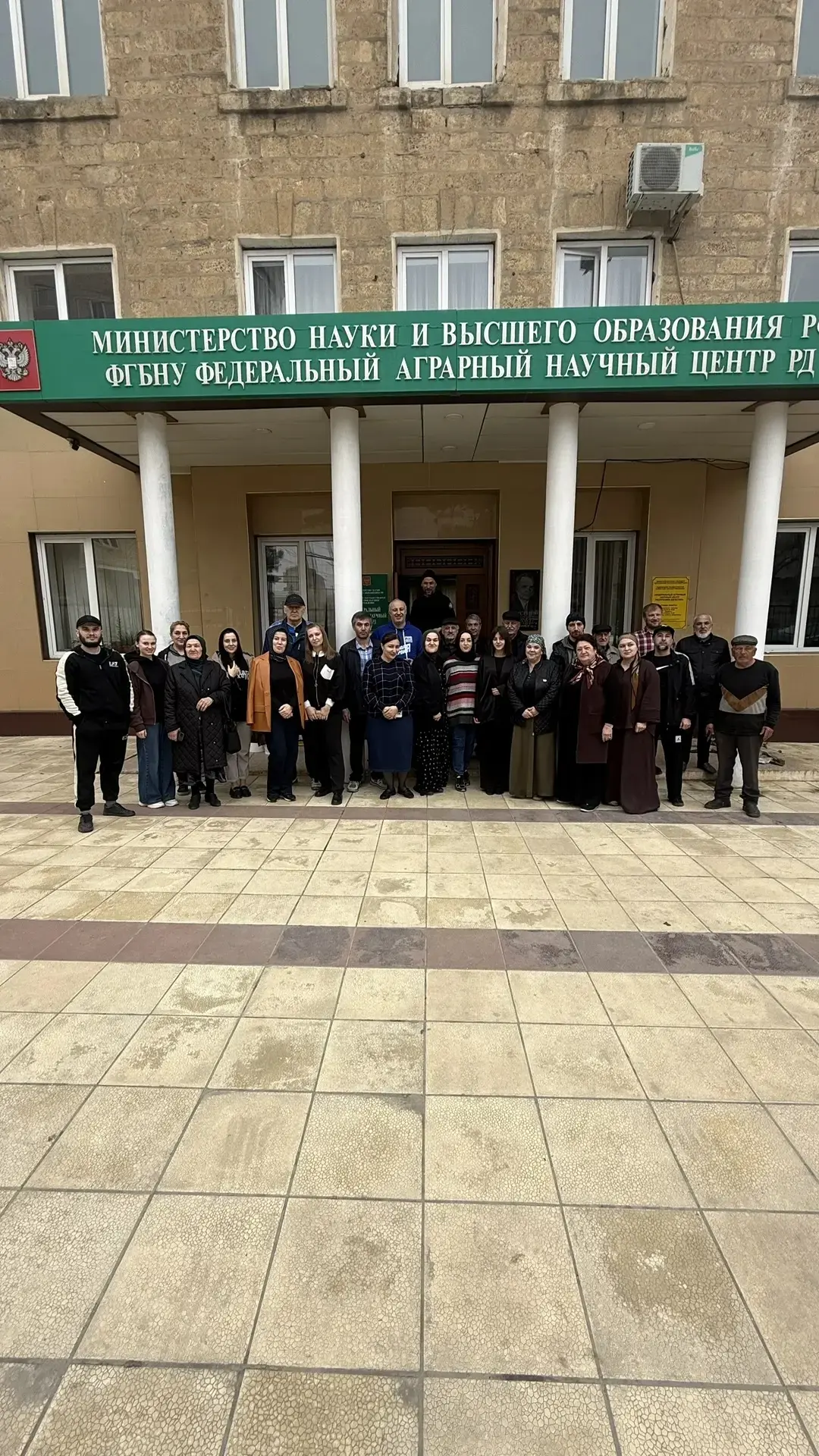 🌿 Субботник с душой: дружно наводим порядок в ФГБНУ ФАНЦ РД! 🌿