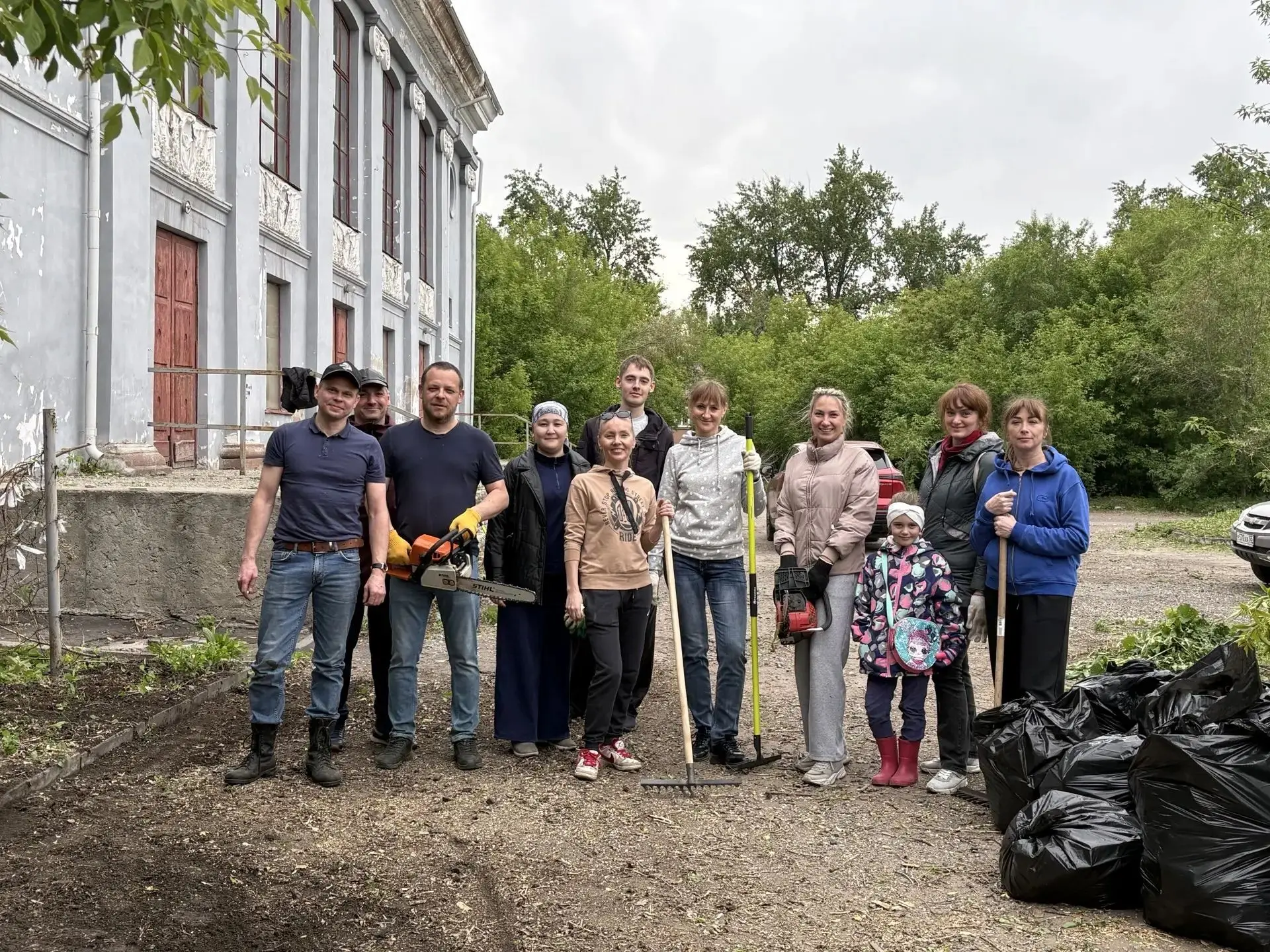 ♻️В Омской области продолжается масштабная весенняя уборка общественных пространств. По...
