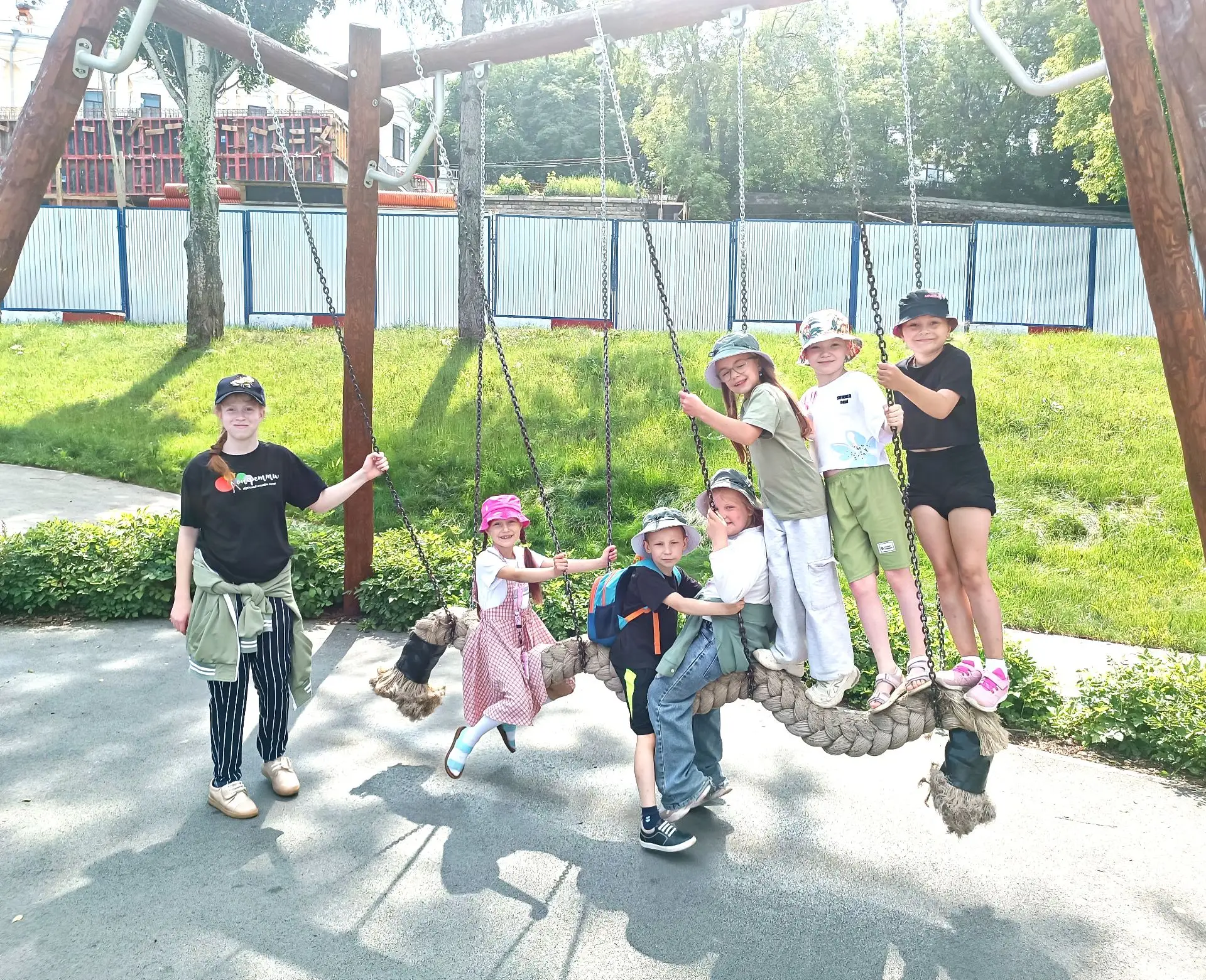 ИЗ ИНТЕРНЕТА В ЛЕТО. ПРОГУЛКА ПО НАБЕРЕЖНОЙ КАМЫ☀️

Что может быть приятнее в хорошую погоду? 
Набер