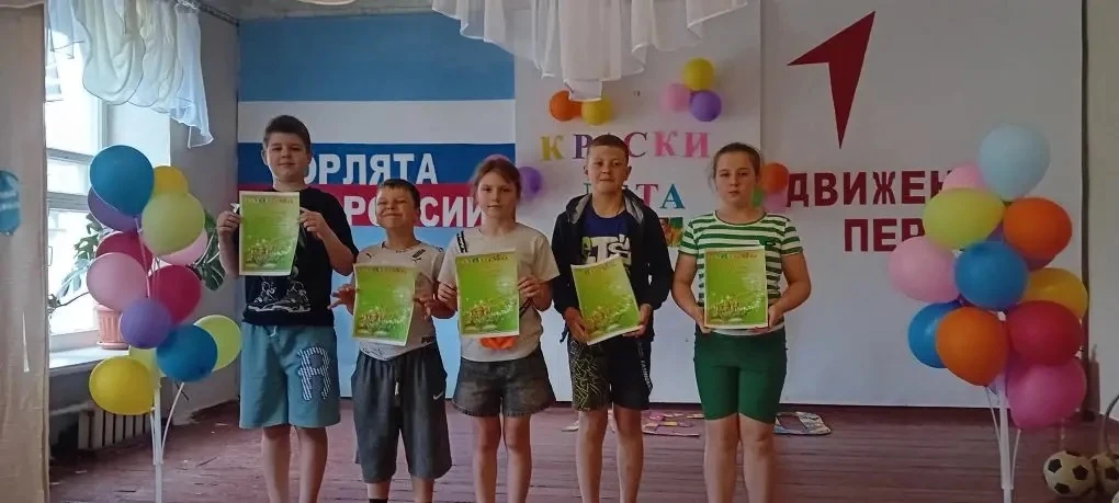 Сегодня в лагере «Краски лета»   -   День творчества.