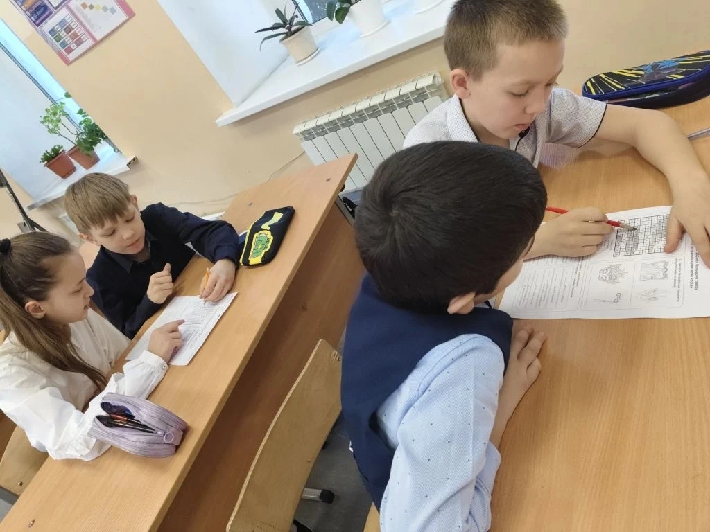 Сегодня на занятии «Разговоры о важном» мы говорили о мире театра. Тема была особенной, потому что в